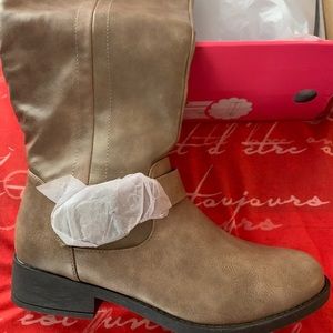 NWT & Box Taupe Riding Boots - Size 8